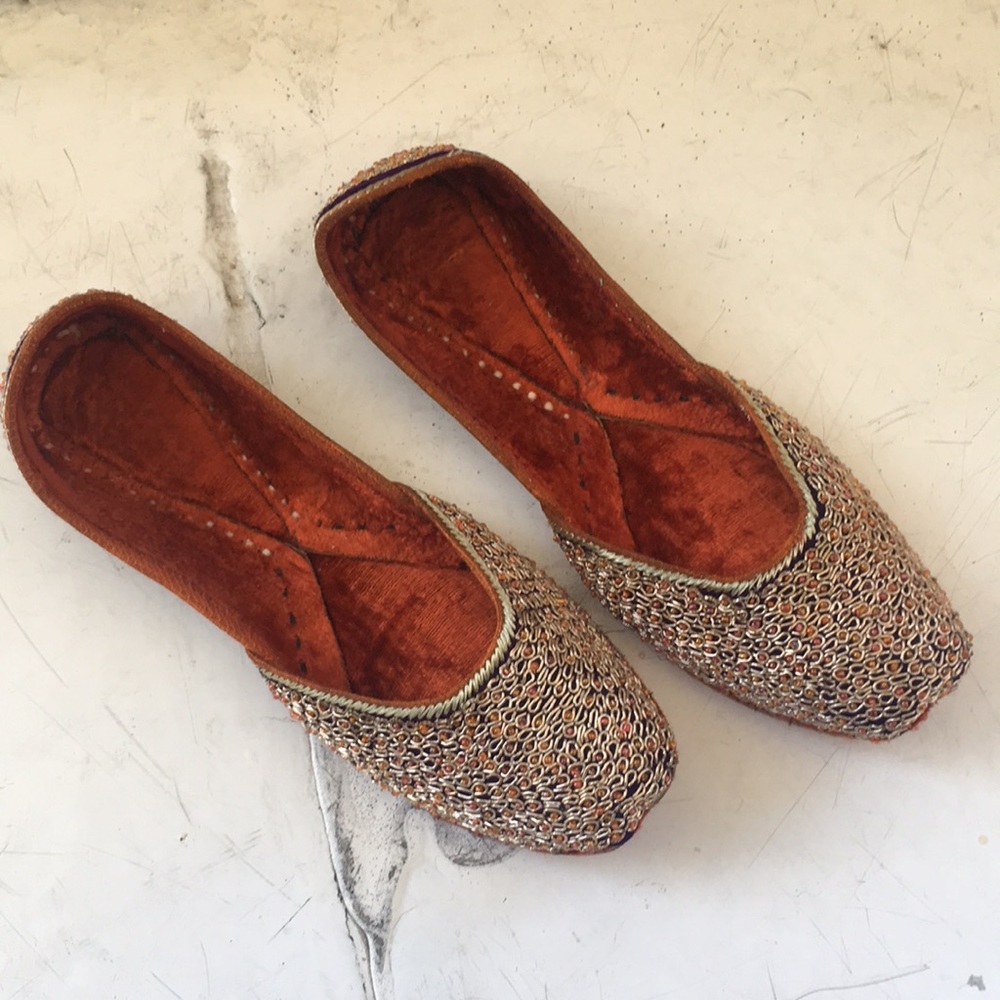 Beautiful handmade flats/slippers size 7